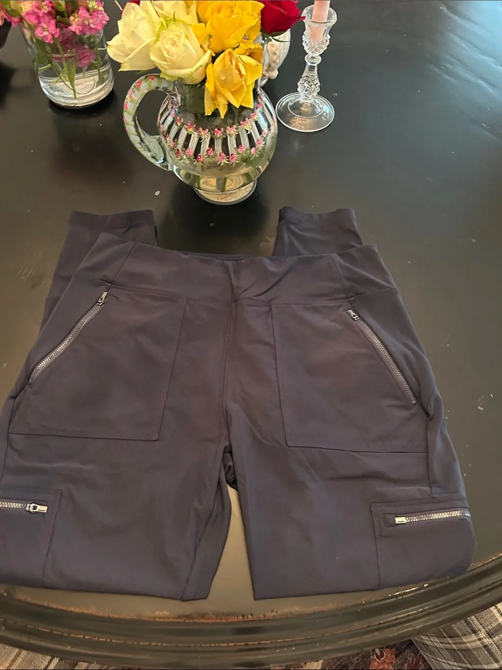 Athleta Women’s Navy Cargo Pants with Zip Pockets NWOT